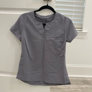 Jaanuu Scrub Top | Size XS | Gray
